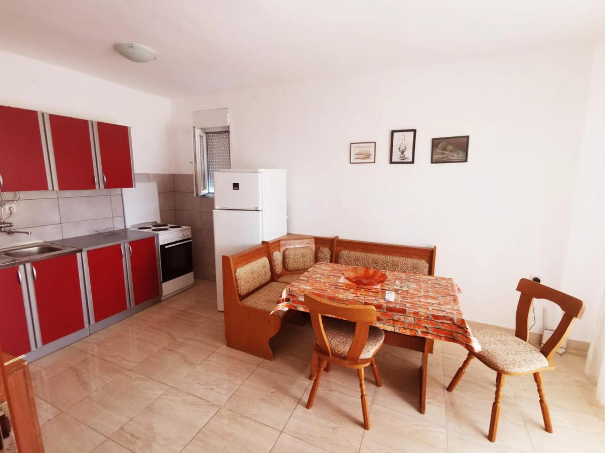 Apartmani Luka Rtina Esterno foto