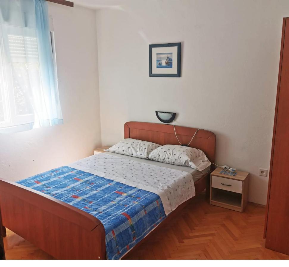 Apartmani Luka Rtina Esterno foto