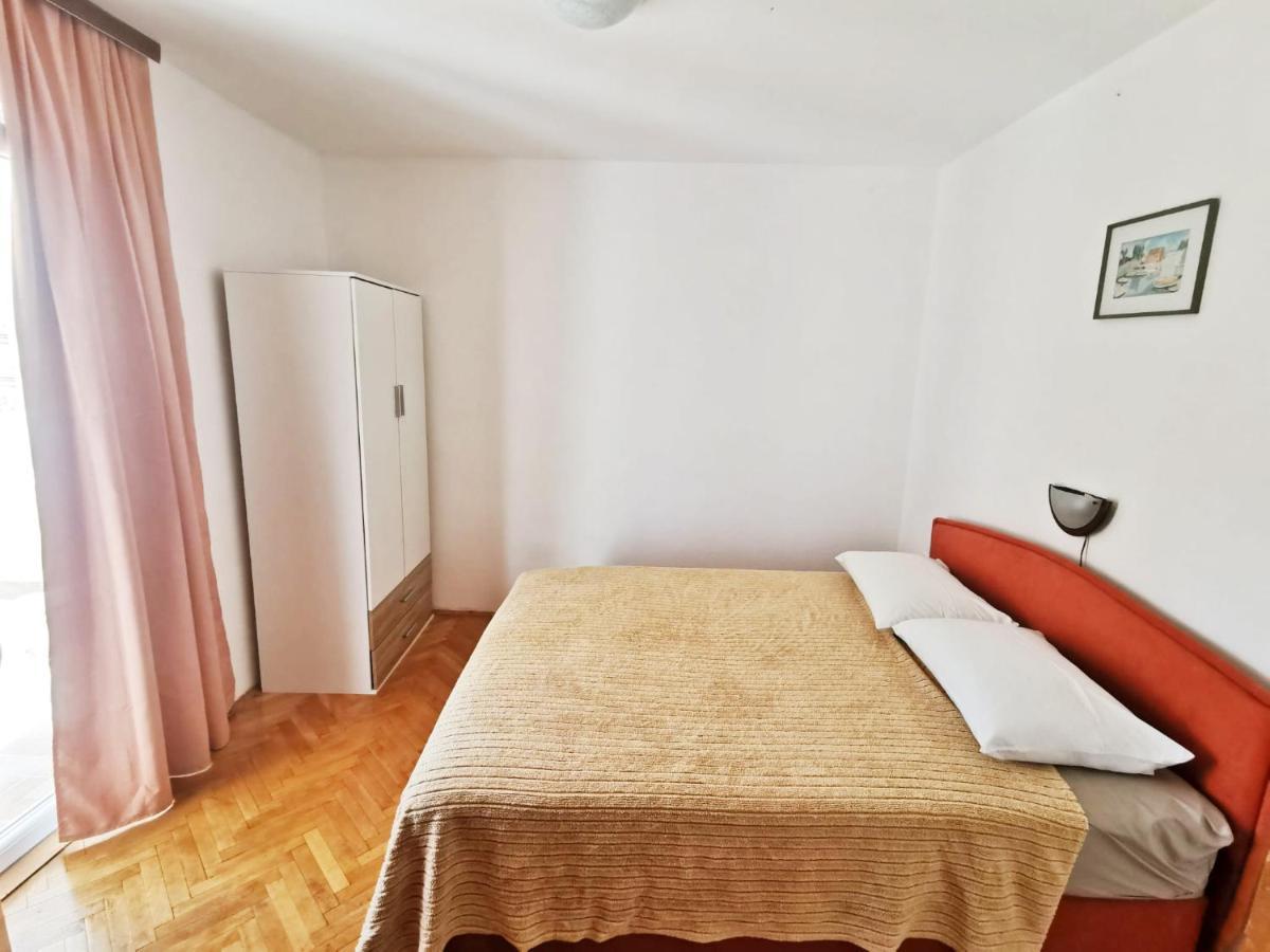 Apartmani Luka Rtina Esterno foto